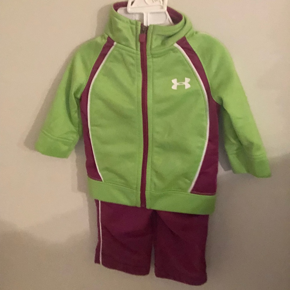 *SOLD* Baby girl under armour sweatsuit